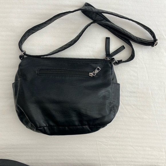 Volganik Rock black vegan Leather Crossbody Bag with many zip pockets - Picture 1 of 16